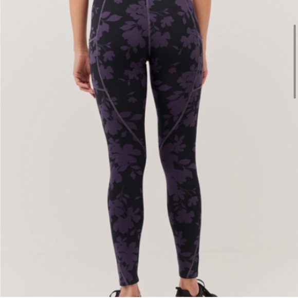 Pact Organic Cotton Pocket Leggings in Currant Floral color, size Small - Picture 3 of 7